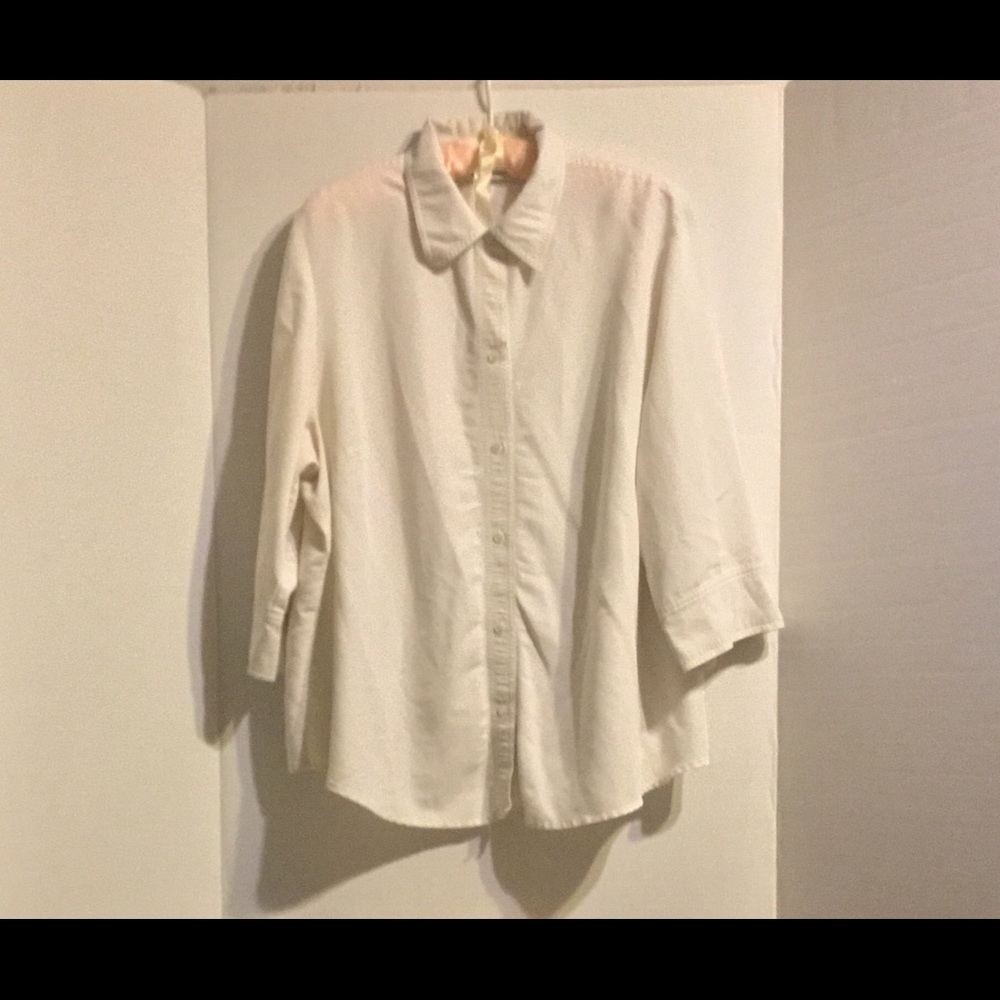 LIZ CLAIBORNE First Issue Off/White
